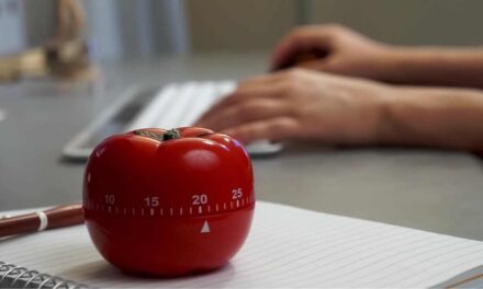 Aprovecha al máximo tus horas de estudio con la Técnica Pomodoro.